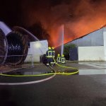 Großbrand einer Lagerhalle in Mannsdorf