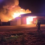 Großbrand einer Lagerhalle in Mannsdorf